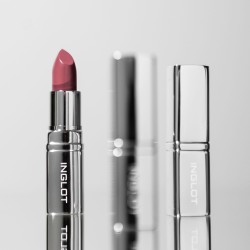 40 YEARS OF CELEBRATING YOUR BEAUTY Lipstick