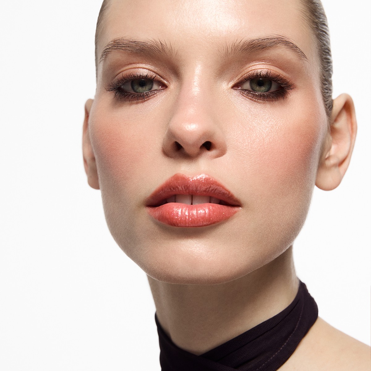 Cinnamon Rolls Makeup – A Sweet Revolution in the Beauty World